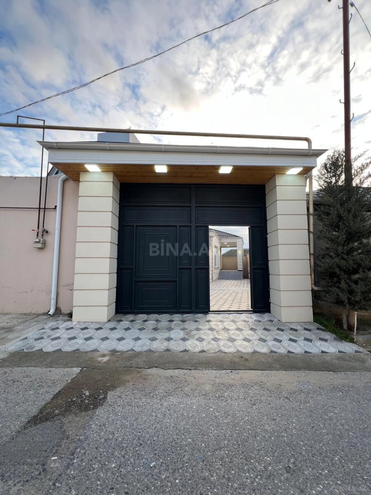 Satılır 3 otaqlı həyət evi 120 m²