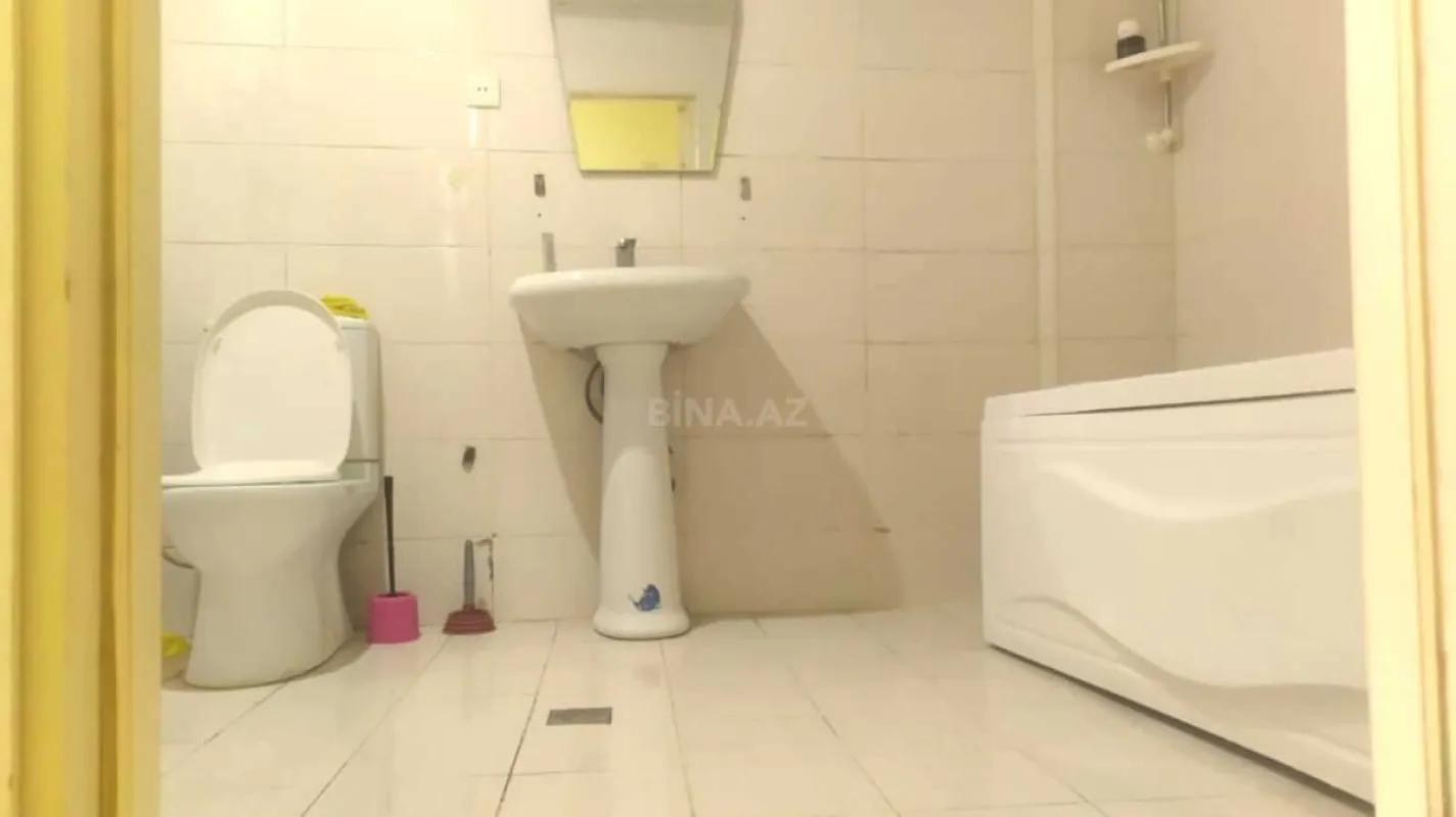 Satılır 2 otaqlı mənzil 140 m²