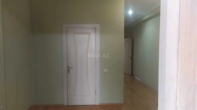 Satılır 2 otaqlı mənzil 140 m²