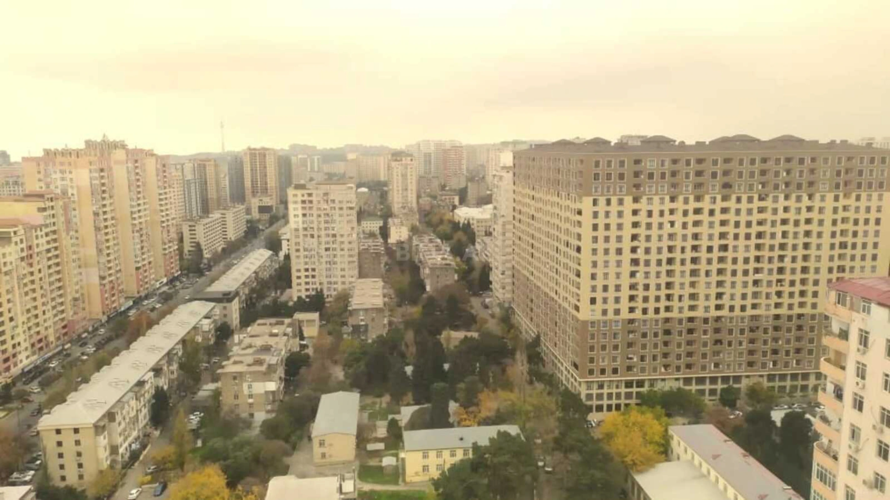 Satılır 2 otaqlı mənzil 140 m²