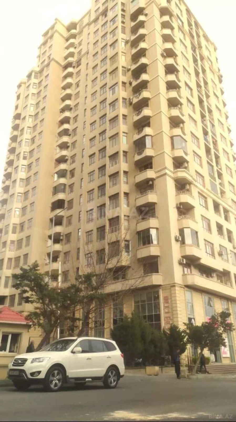 Satılır 2 otaqlı mənzil 140 m²