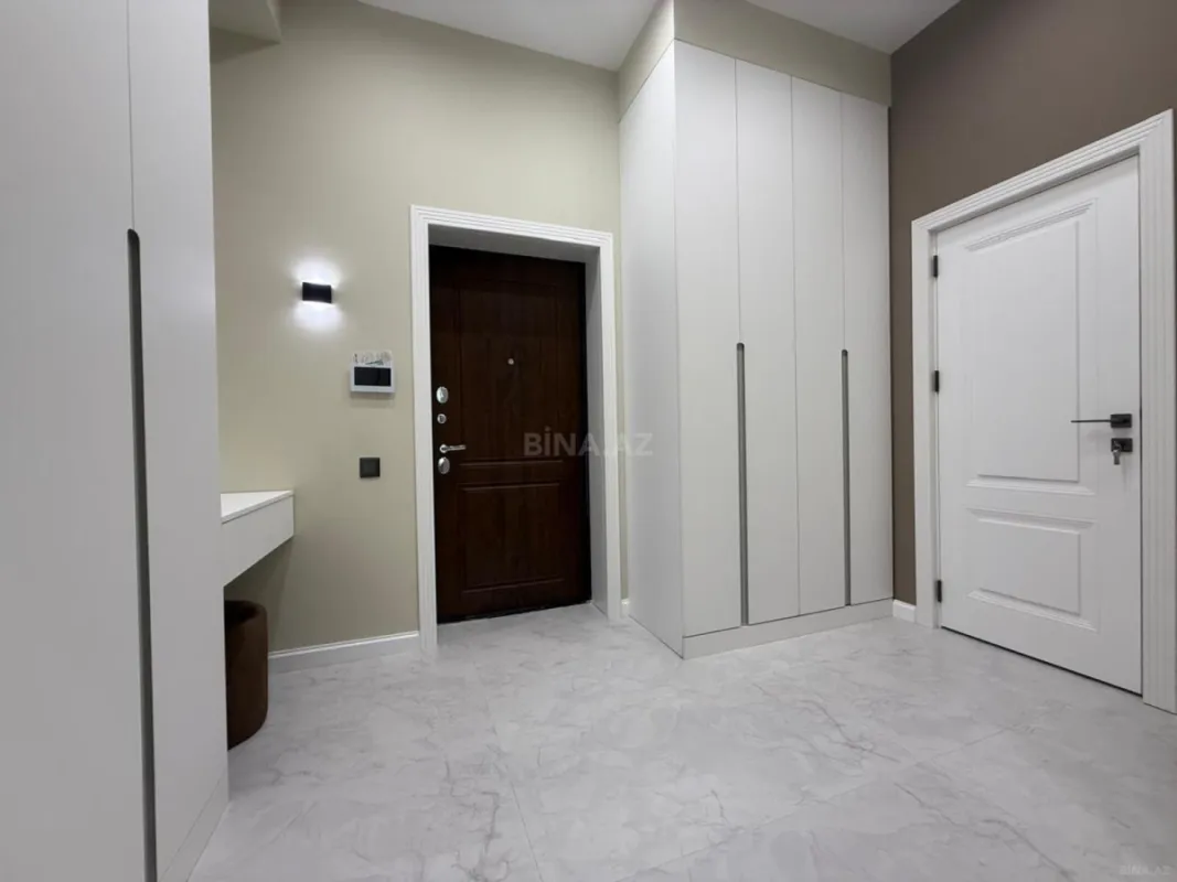 Kirayə verilir 2 otaqlı mənzil 70 m²