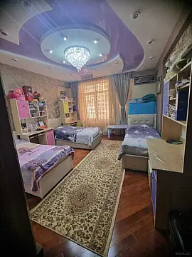 Satılır 3 otaqlı mənzil 141 m²
