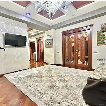 Satılır 3 otaqlı mənzil 141 m² — Bakı 3 otaq 141.00 m²