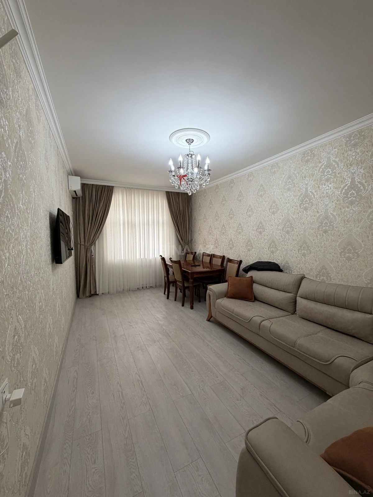 Kirayə verilir 2 otaqlı mənzil 60 m²