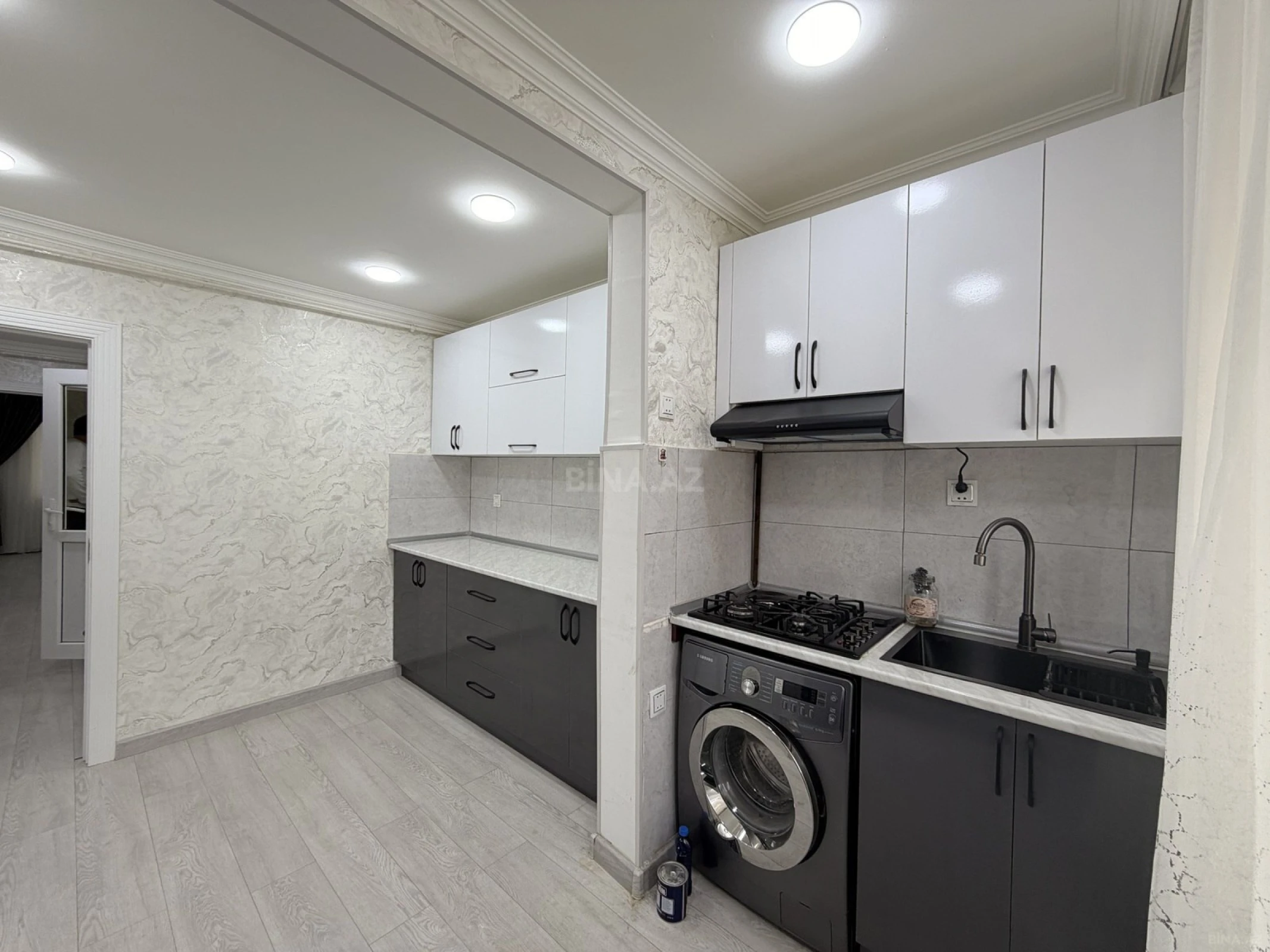 Kirayə verilir 2 otaqlı mənzil 60 m²