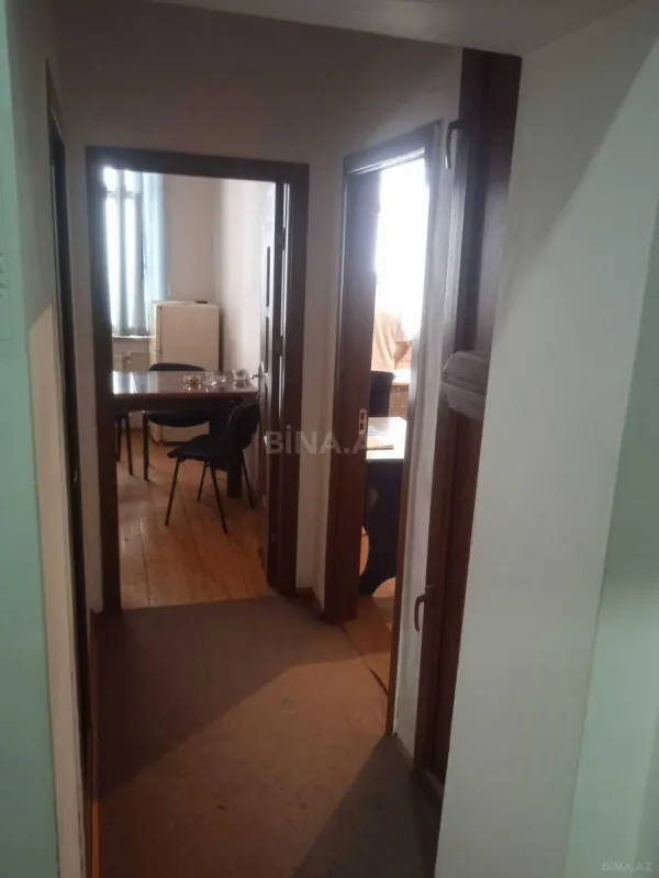 Kirayə verilir 4 otaqlı ofis 120 m²