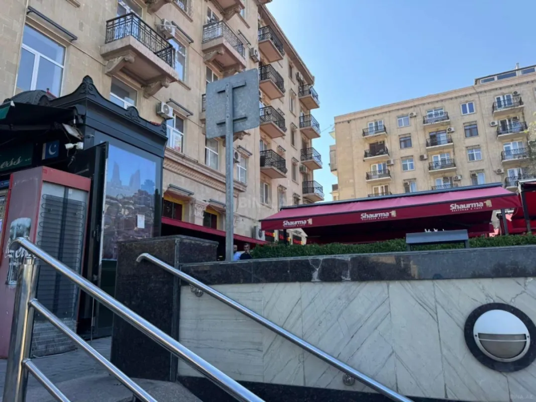 Satılır obyekt 10.5 m²