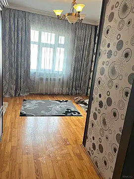 Satılır 4 otaqlı mənzil 110 m²