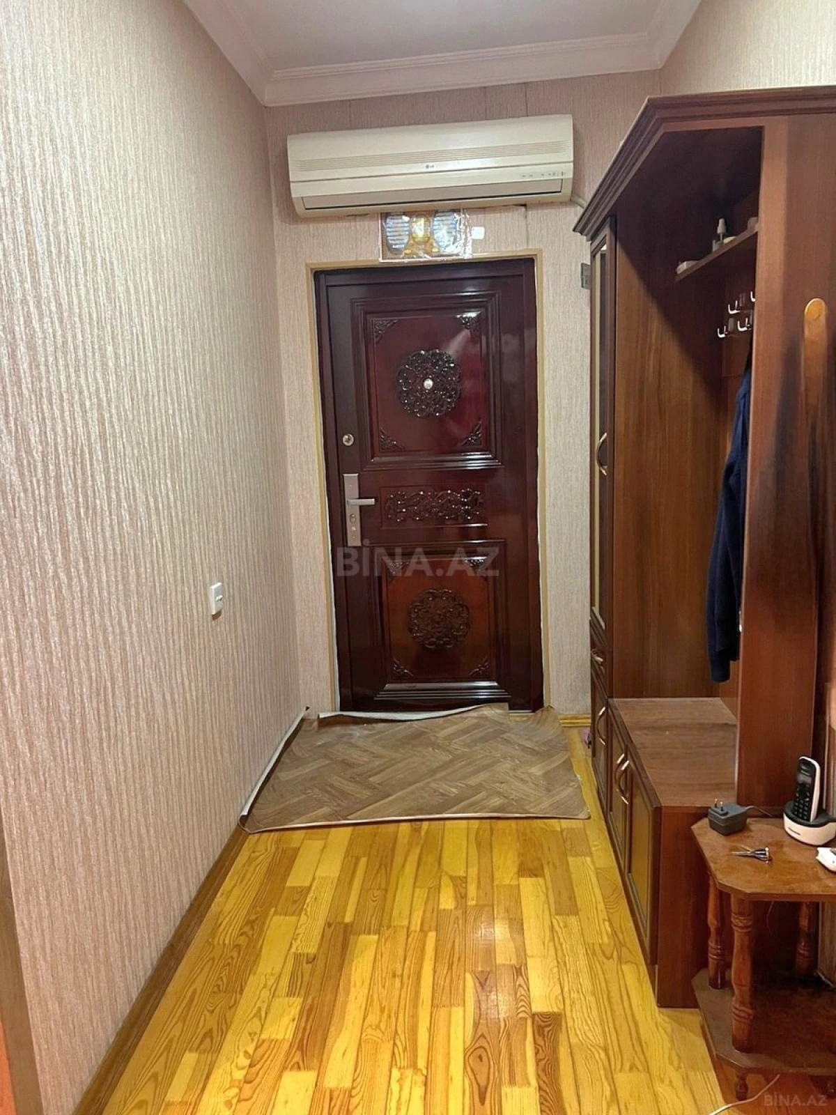 Satılır 4 otaqlı mənzil 110 m²