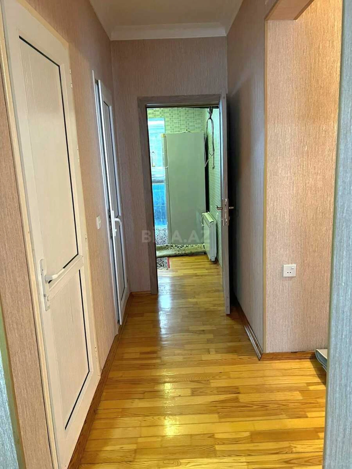 Satılır 4 otaqlı mənzil 110 m²