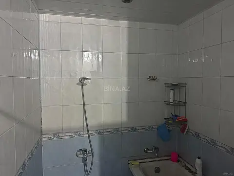 Satılır 4 otaqlı mənzil 158 m²