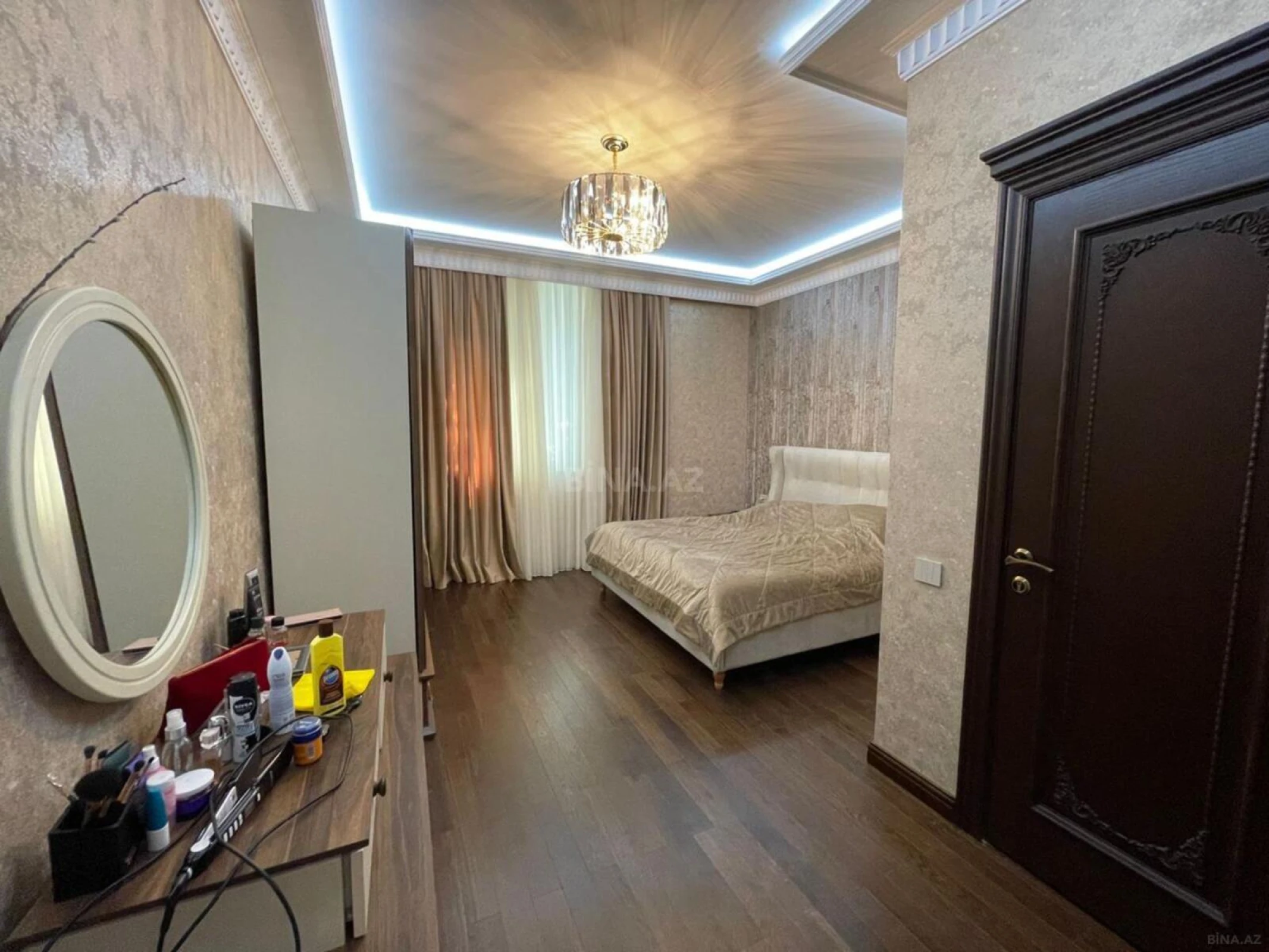 Satılır 7 otaqlı həyət evi 510 m²