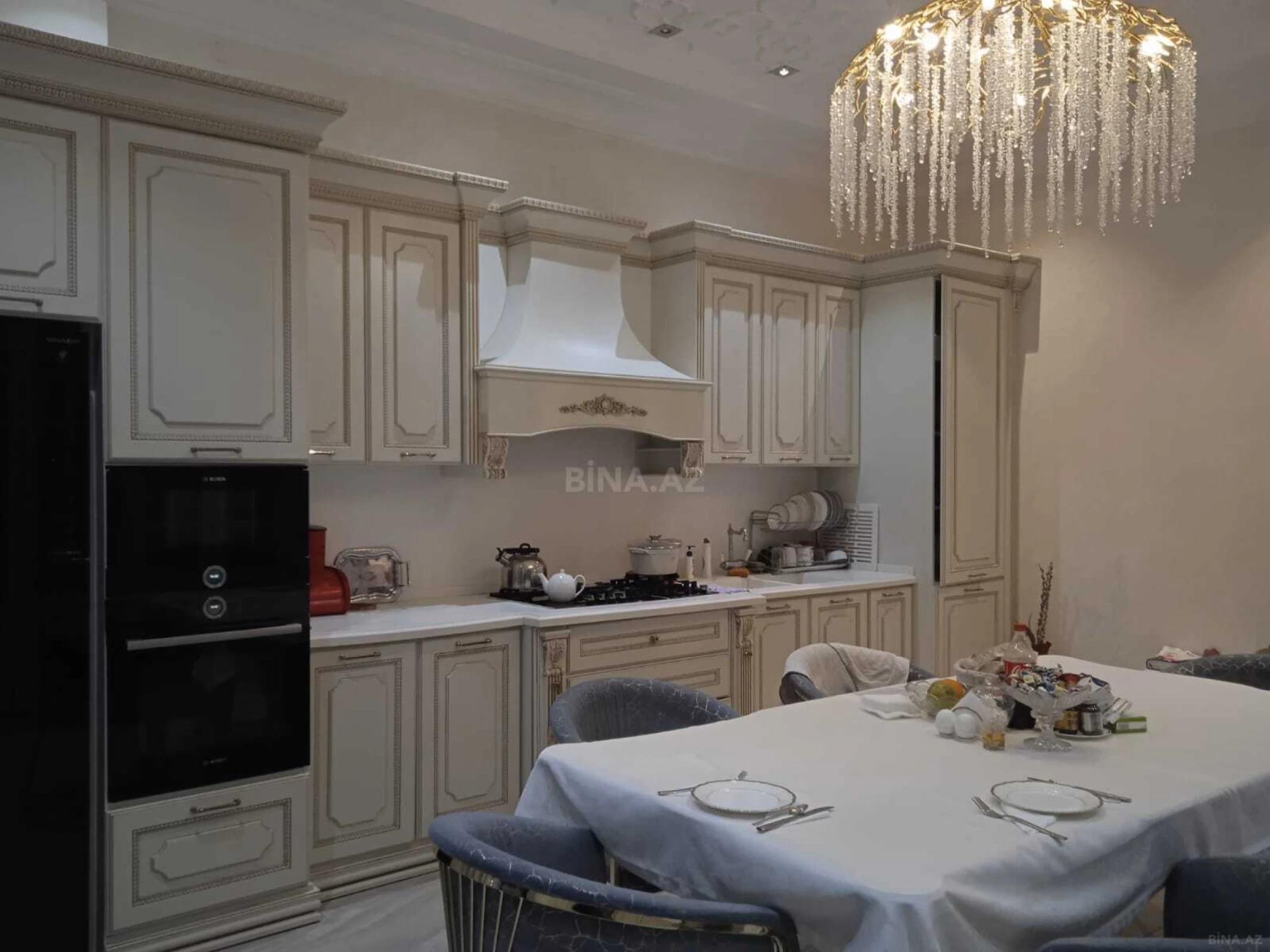 Satılır 7 otaqlı həyət evi 510 m²