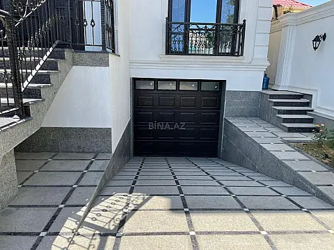 Satılır 7 otaqlı həyət evi 510 m²