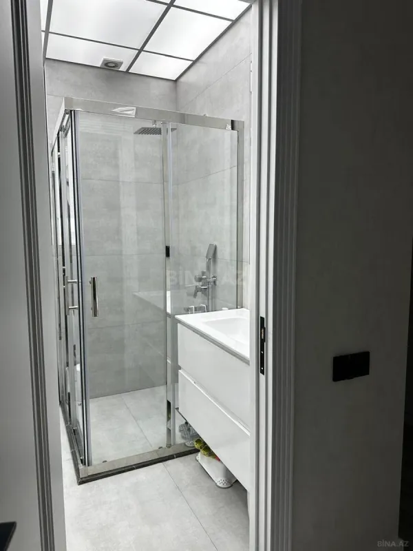 Satılır 3 otaqlı mənzil 110 m²