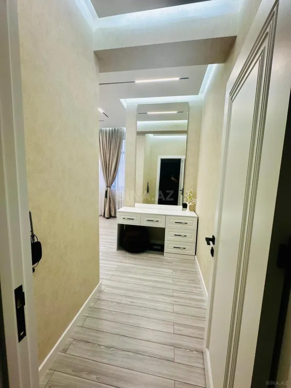 Satılır 3 otaqlı mənzil 110 m²
