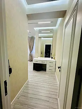 Satılır 3 otaqlı mənzil 110 m²