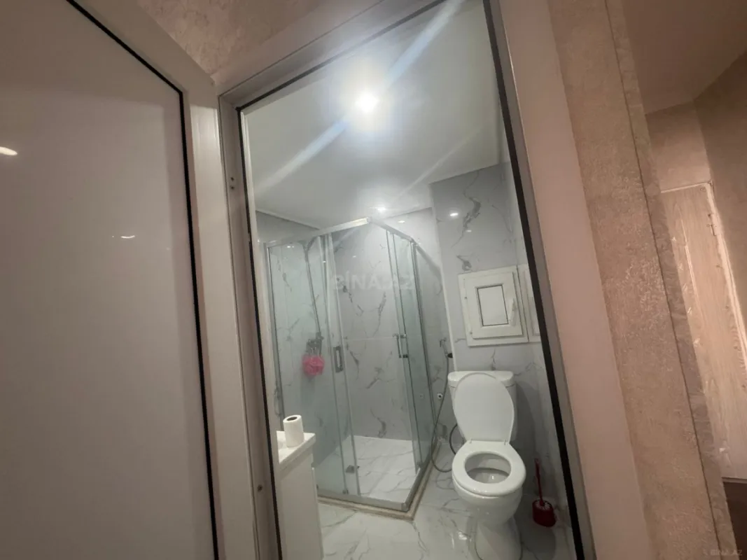 Kirayə verilir 2 otaqlı mənzil 45 m²