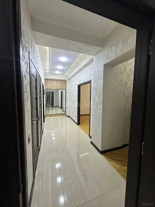 Satılır 3 otaqlı mənzil 120 m²