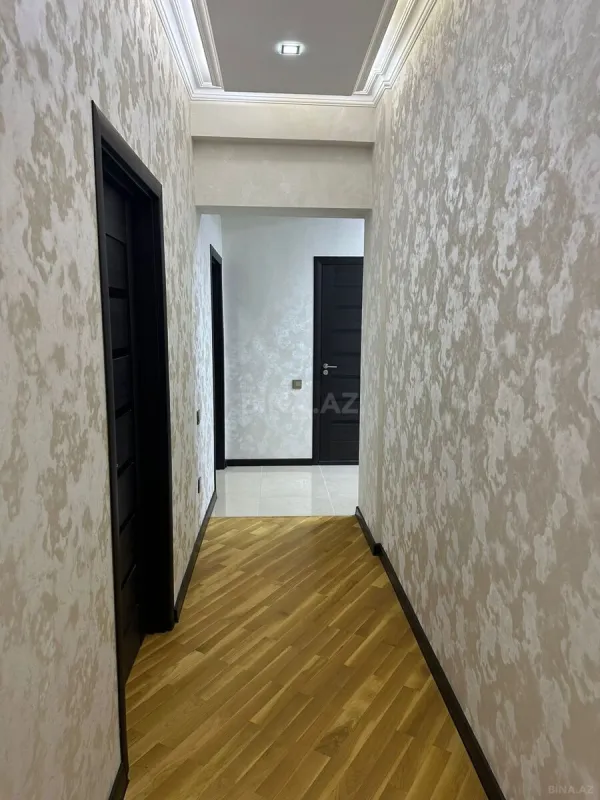 Satılır 3 otaqlı mənzil 120 m²
