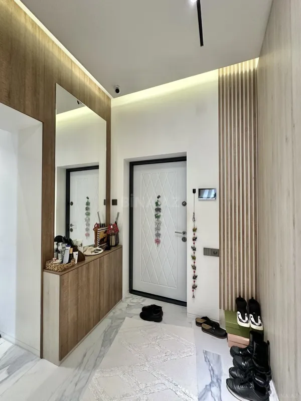 Satılır 3 otaqlı mənzil 87 m²