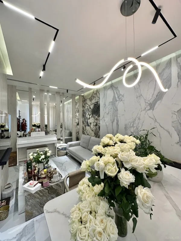 Satılır 3 otaqlı mənzil 87 m²