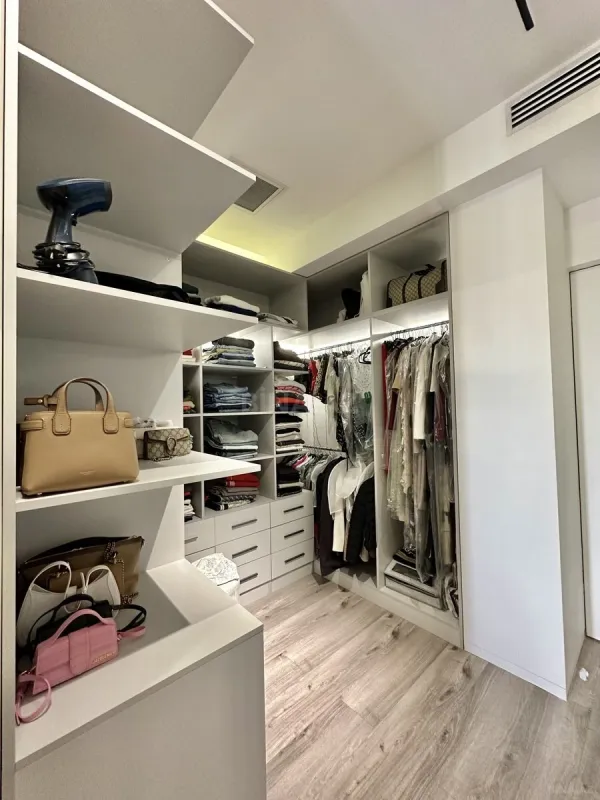 Satılır 3 otaqlı mənzil 87 m²