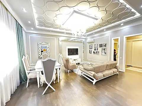 Satılır 2 otaqlı mənzil 110 m²