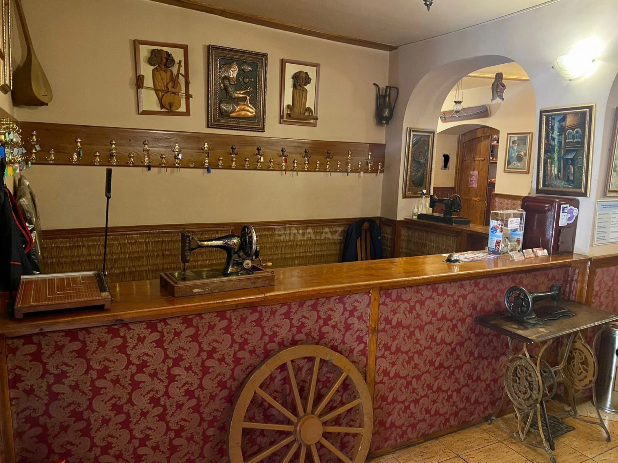 Satılır obyekt 200 m²