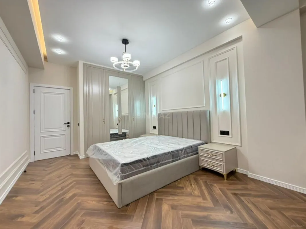 Satılır 2 otaqlı mənzil 84 m²