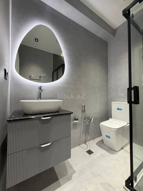 Satılır 2 otaqlı mənzil 84 m²