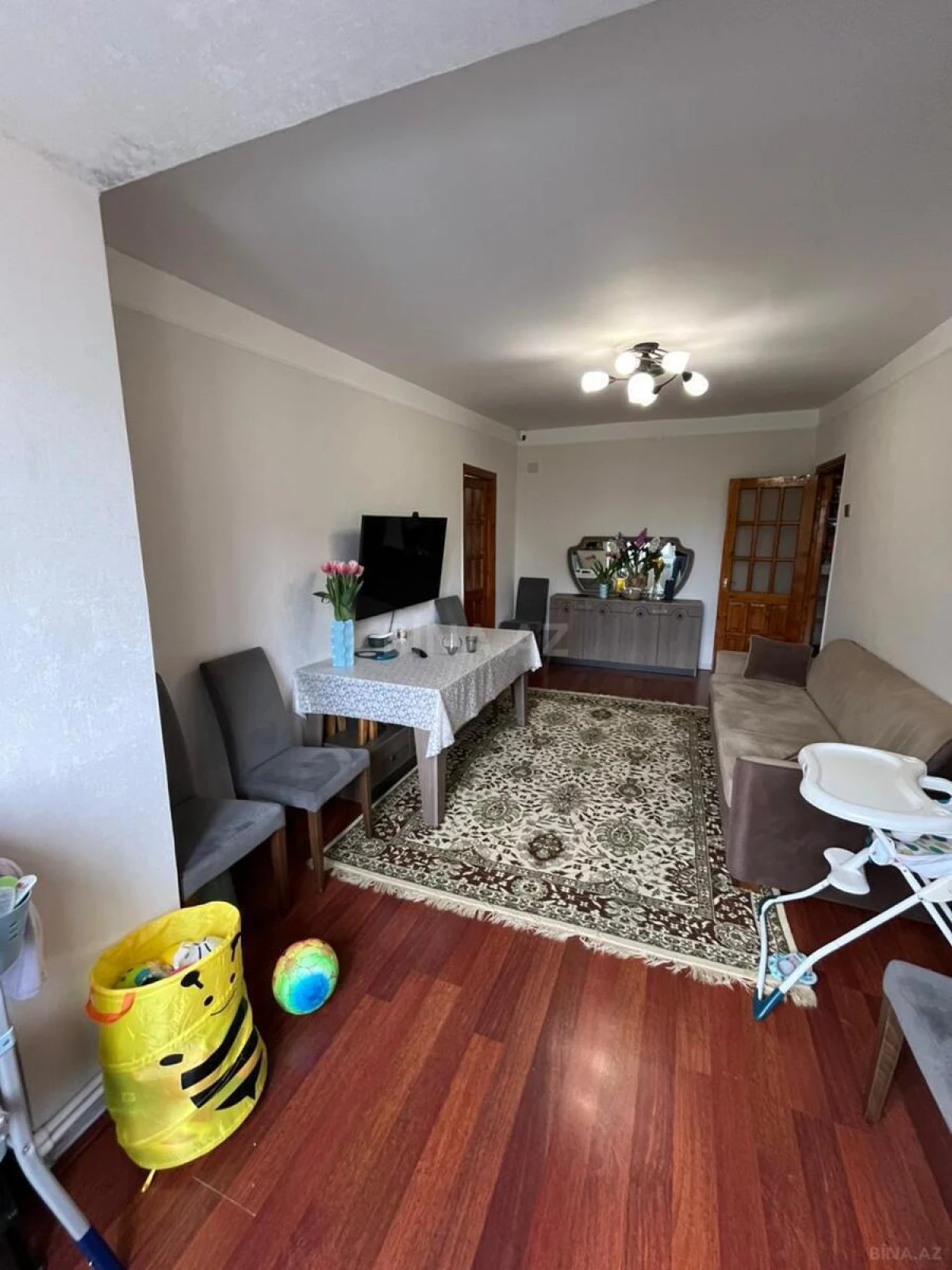 Satılır 2 otaqlı mənzil 58 m²