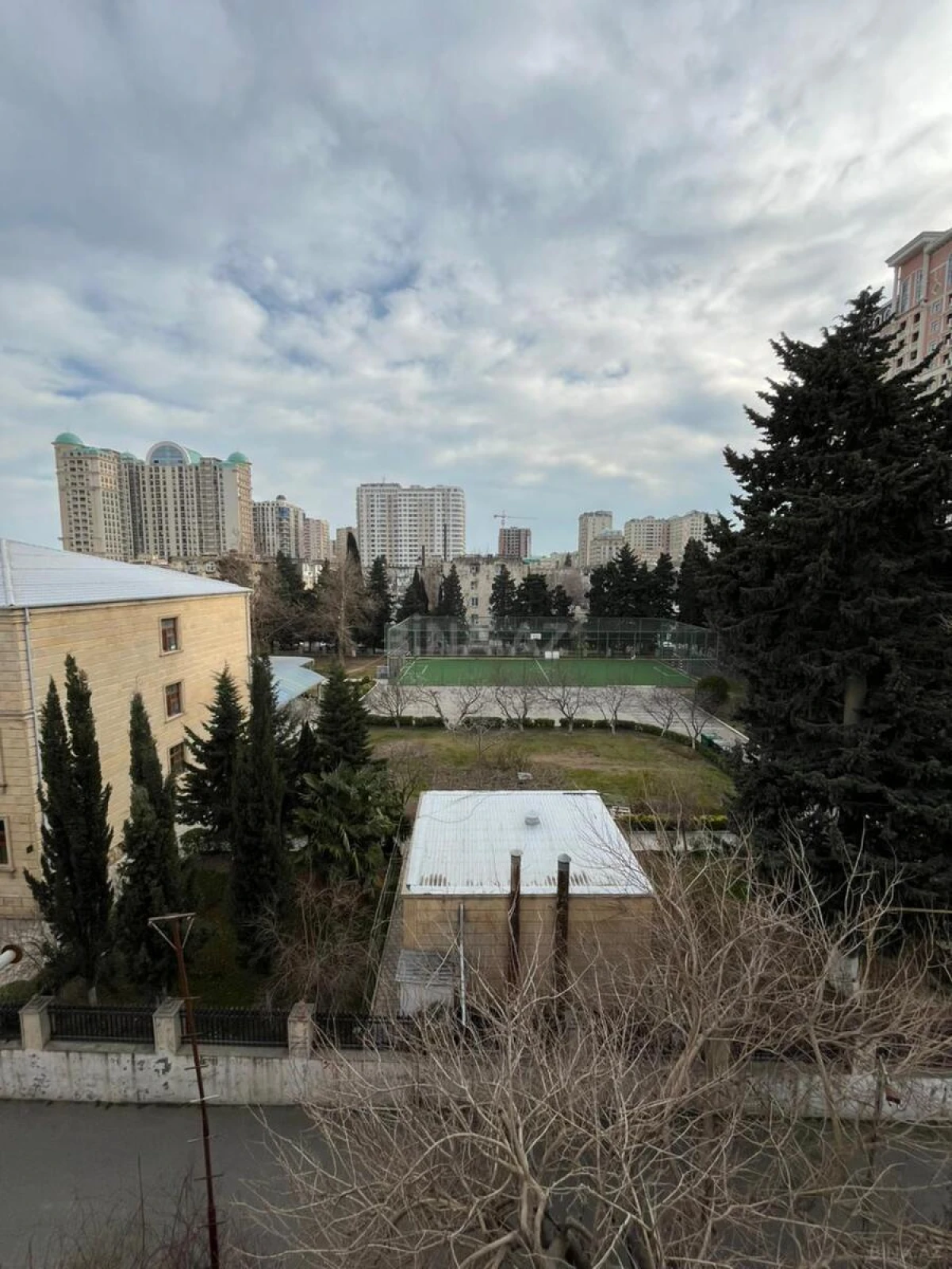 Satılır 2 otaqlı mənzil 58 m²