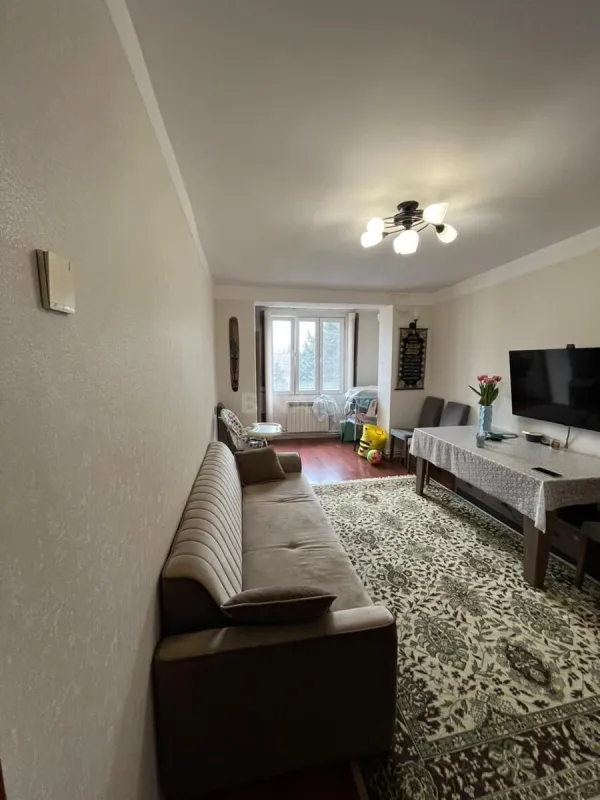 Satılır 2 otaqlı mənzil 58 m²