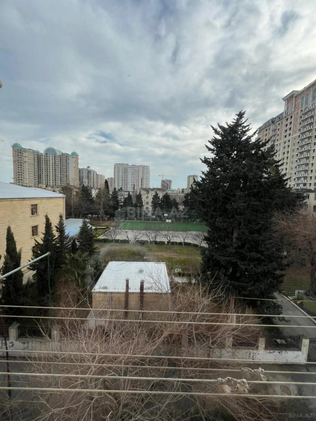 Satılır 2 otaqlı mənzil 58 m²