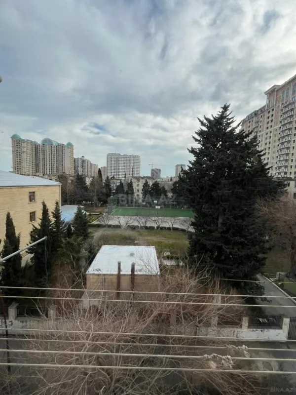 Satılır 2 otaqlı mənzil 58 m²