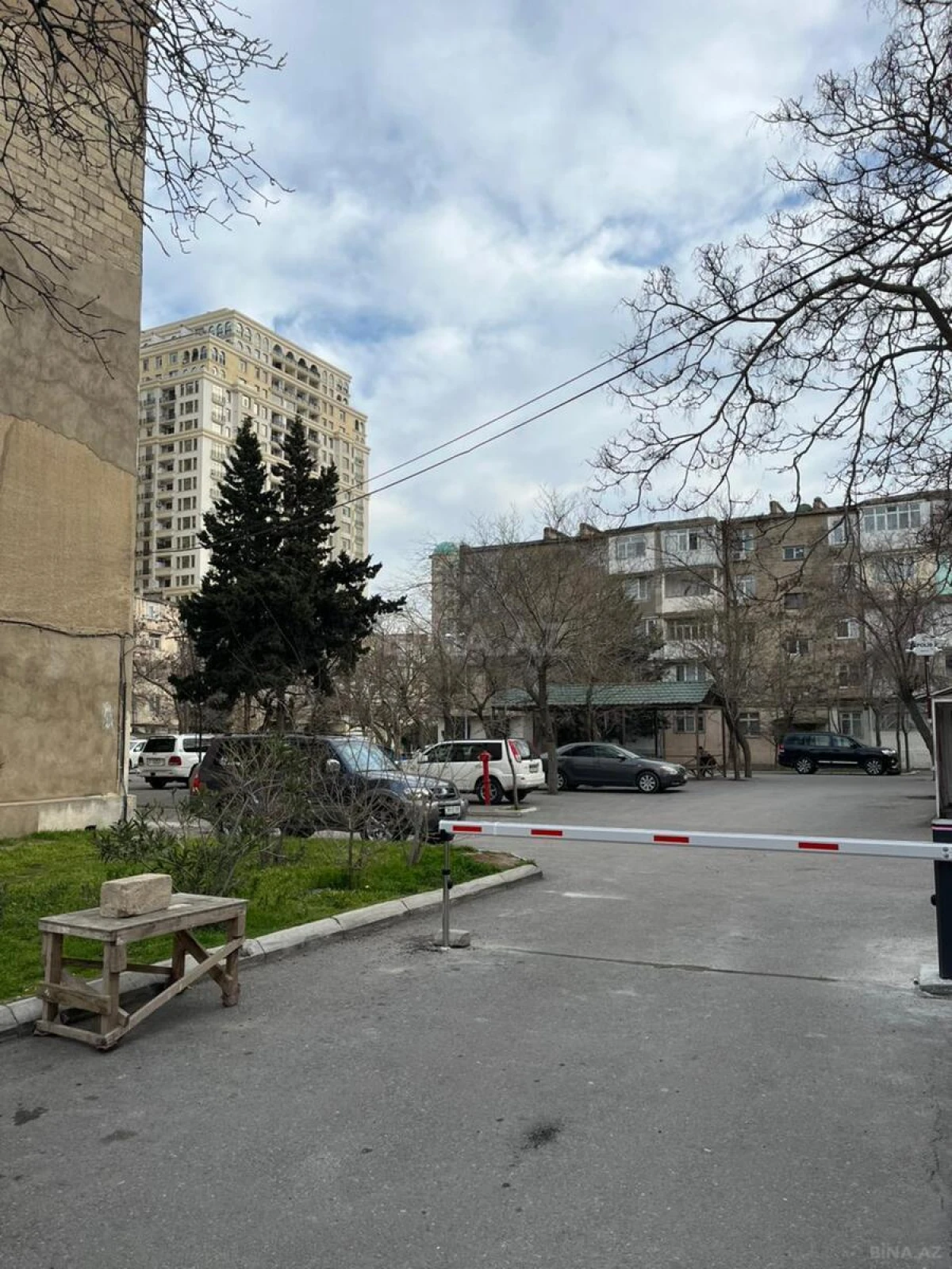 Satılır 2 otaqlı mənzil 58 m²