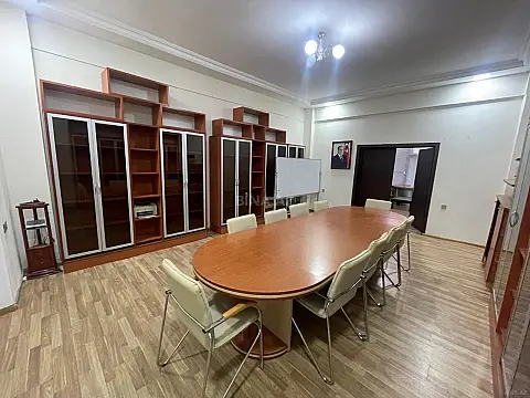 Kirayə verilir 3 otaqlı ofis 101 m² — Bakı, Xətai 3 otaq 101.00 m²