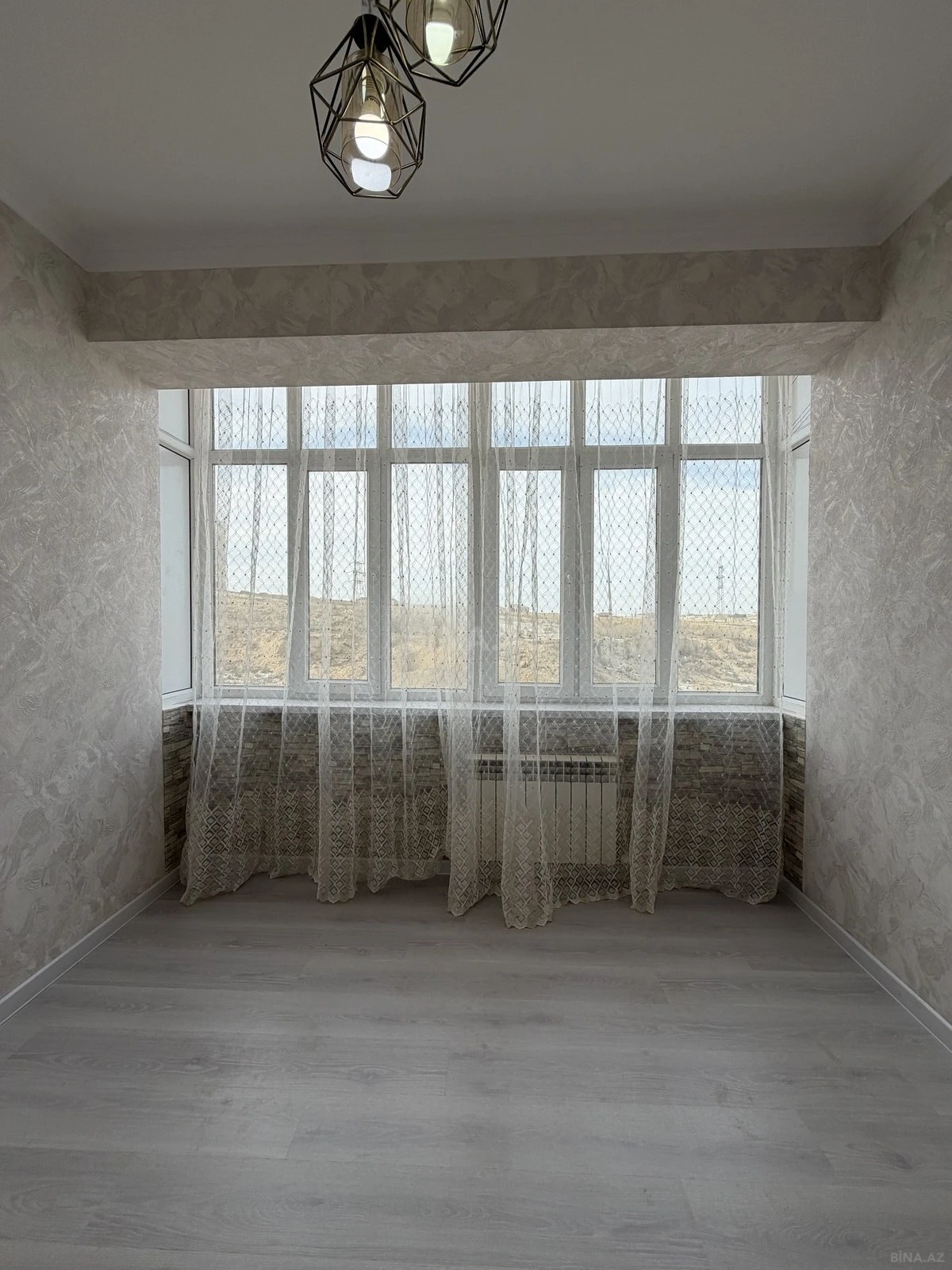 Satılır 2 otaqlı mənzil 44 m²