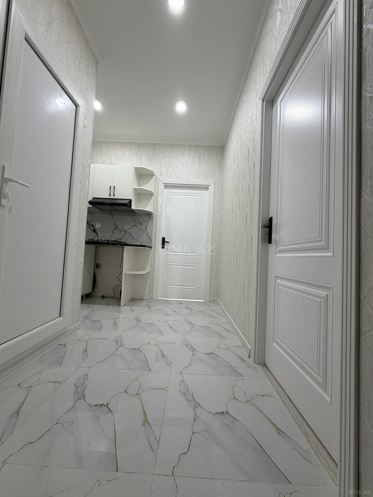 Satılır 2 otaqlı mənzil 44 m²