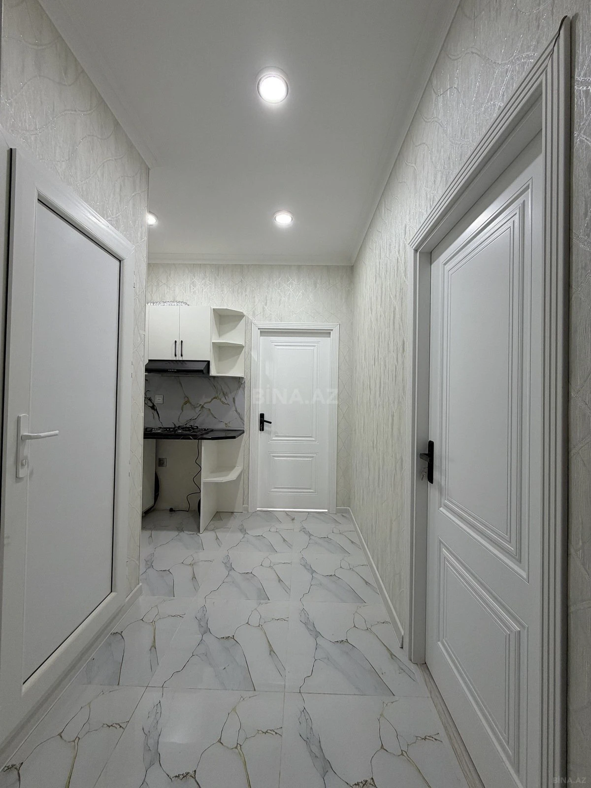 Satılır 2 otaqlı mənzil 44 m²