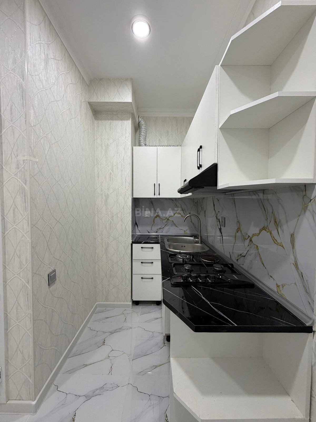 Satılır 2 otaqlı mənzil 44 m²