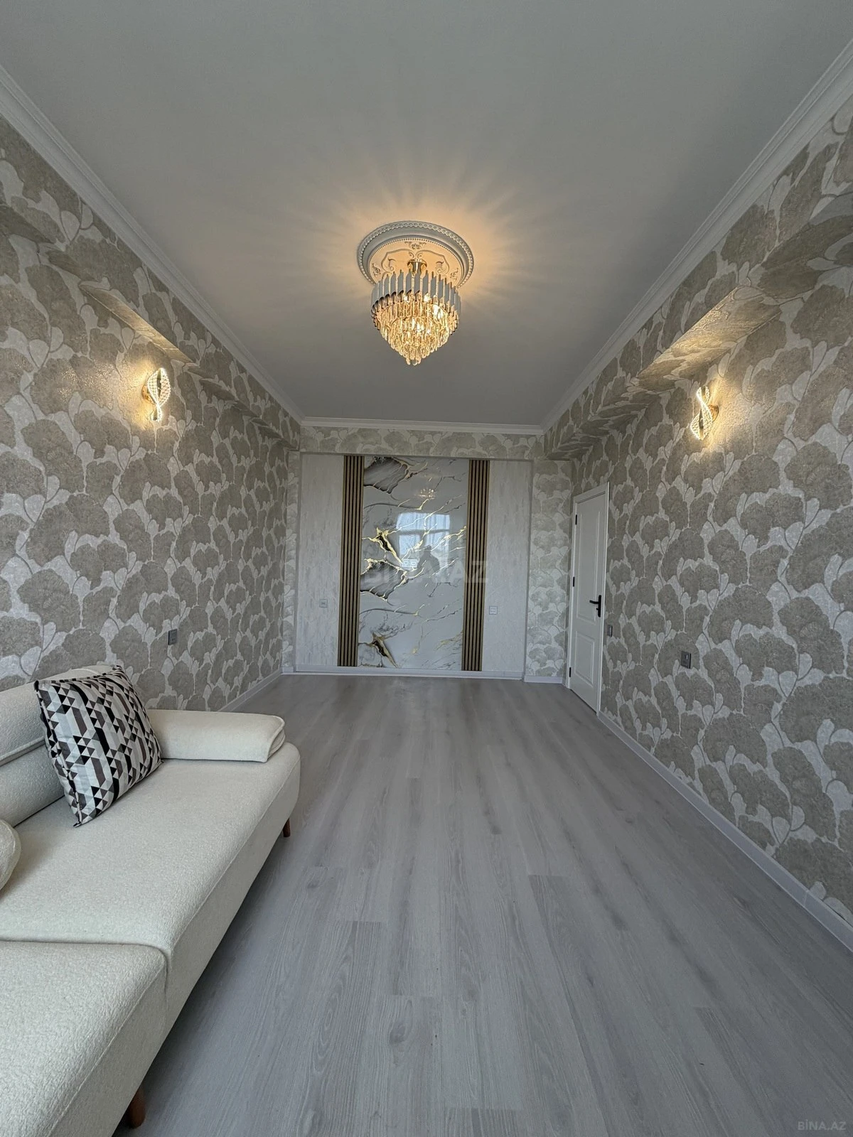 Satılır 2 otaqlı mənzil 44 m²