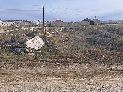 Satılır torpaq sahəsi 12 m²