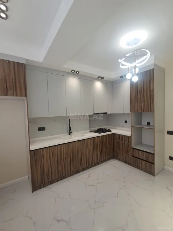 Satılır 3 otaqlı mənzil 105 m²