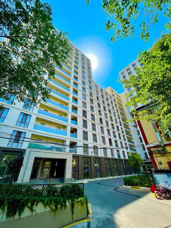 Satılır 3 otaqlı mənzil 97 m²