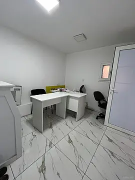 Satılır obyekt 33 m²