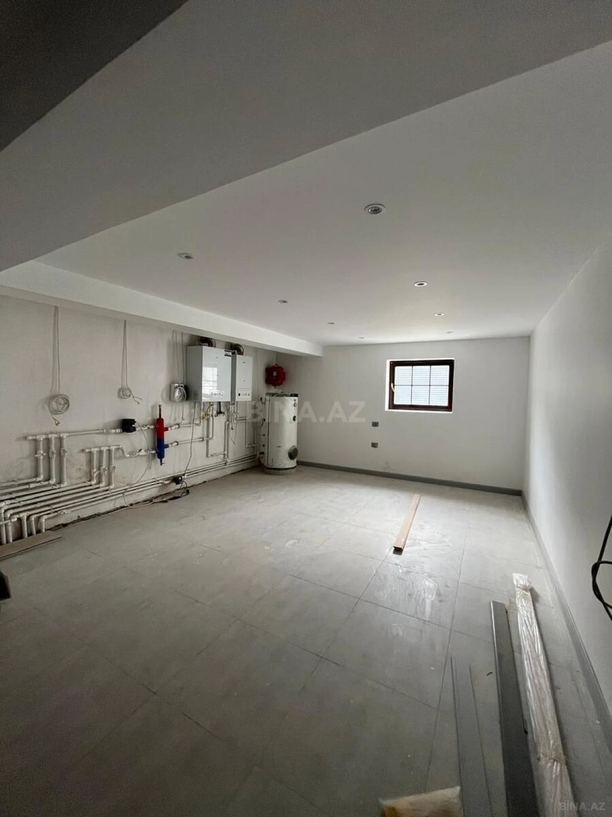 Satılır 7 otaqlı həyət evi 500 m²