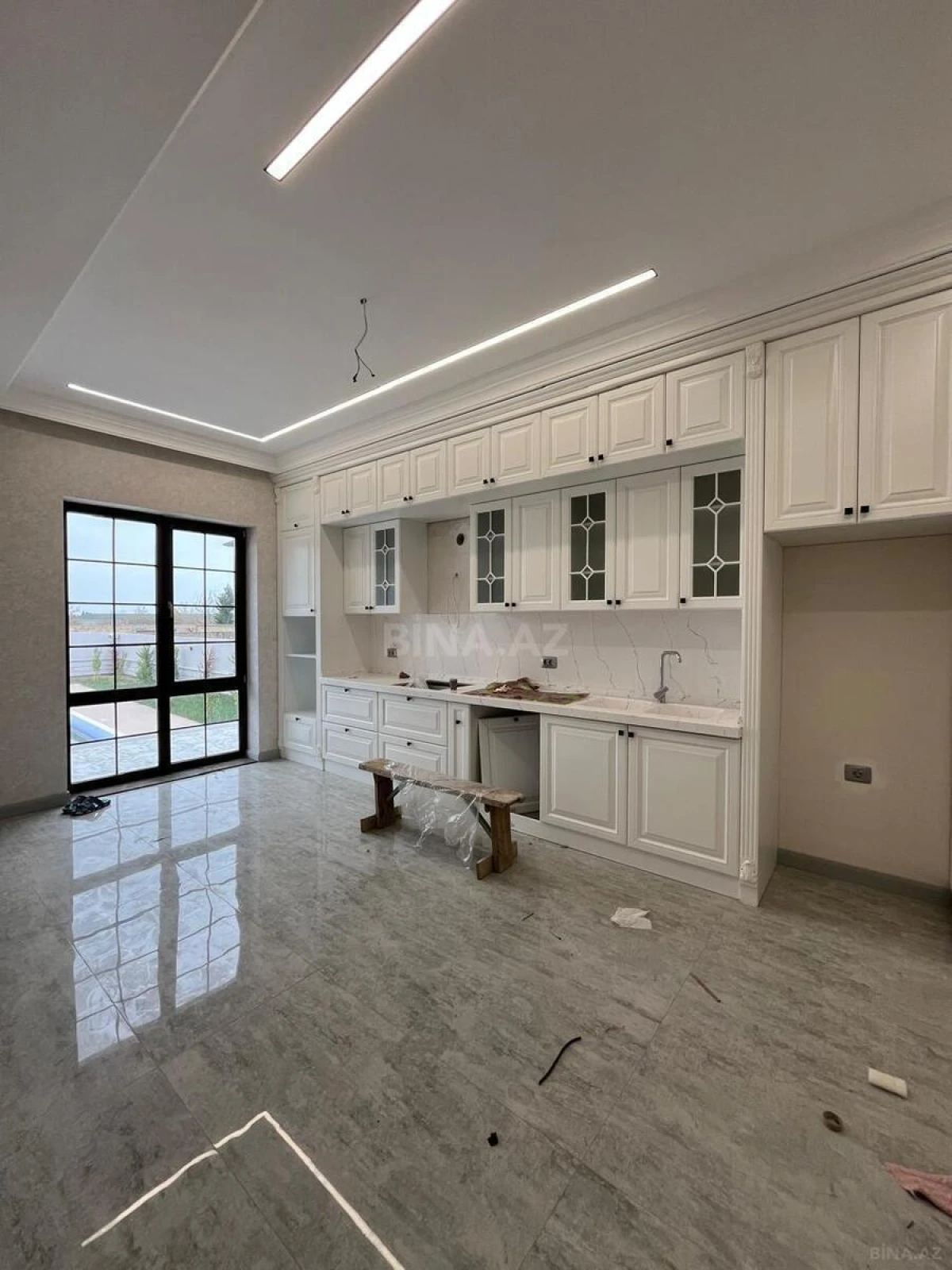 Satılır 7 otaqlı həyət evi 500 m²